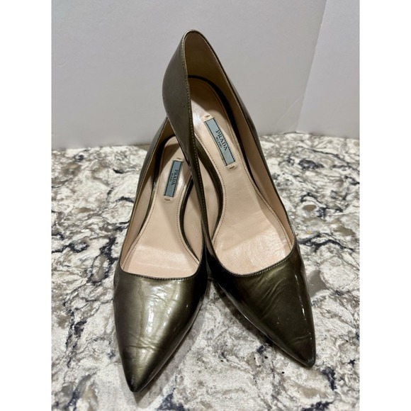PRADA Pointed Toe‎ Heels Size 40.5/10 US Green Enamel - Picture 1 of 14